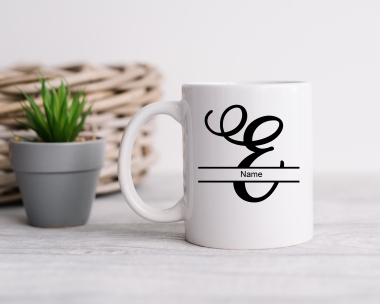 Tasse mit Monogramm Buchstabe E